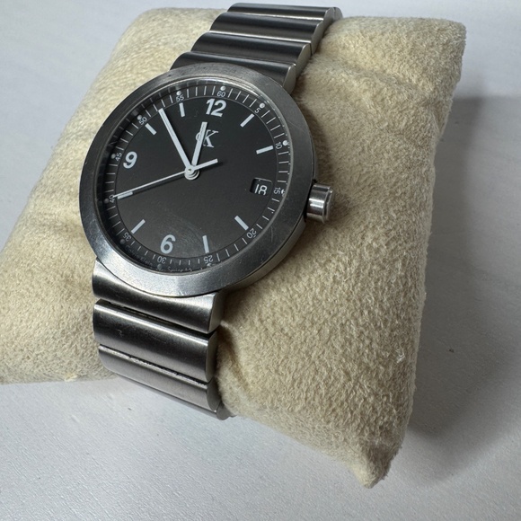 Calvin Klein Stainless steel watch with a black analog dial classic - Picture 6 of 7